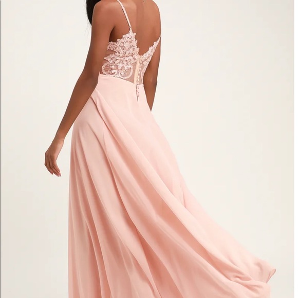 Beautiful gown maxi dress🌸 - Picture 7 of 10